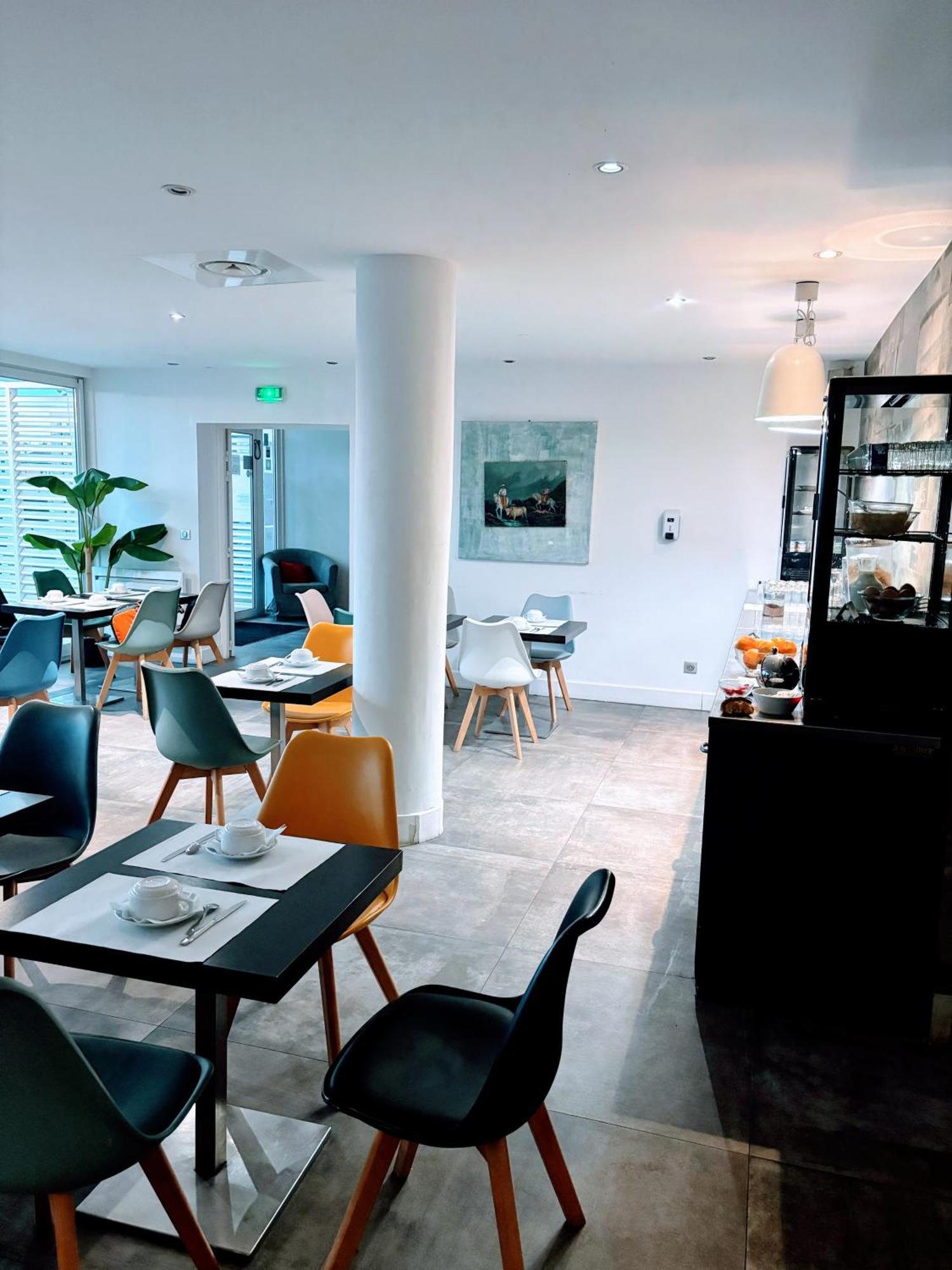 Brasilia Hotel 3*